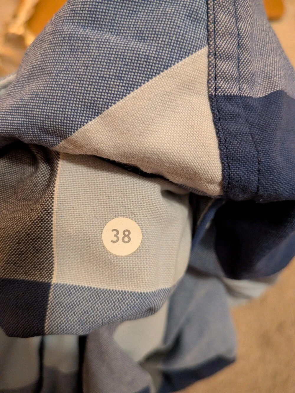 Lululemon‎ Men's Blue Plaid Shorts Size 38